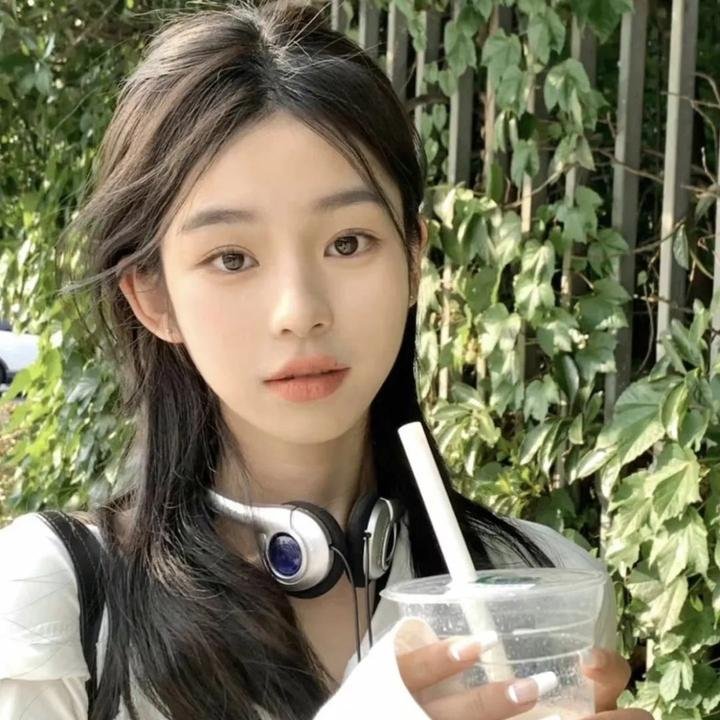 林中窥目